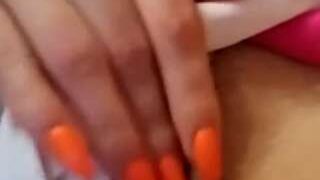 Leila nude on live sex chat