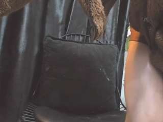 Lufer01 nude on live sex chat