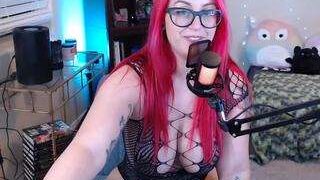 LxdyRayne nude on live sex chat