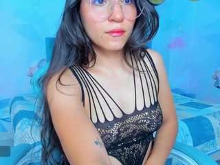 MarenHusbun nude on live sex chat