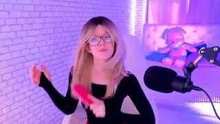 Marylim nude on live sex chat