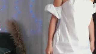MaryMyers nude on live sex chat