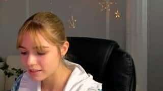 Monica-style01 nude on live sex chat