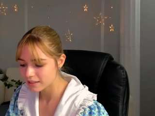 Monica-style01 nude on live sex chat