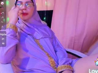 NadiaKarin nude on live sex chat