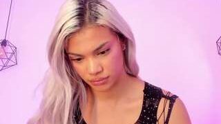 Shelynna, ? nude on live sex chat