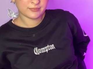 Starfireee nude on live sex chat