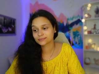 ThaliaDiaz nude on live sex chat