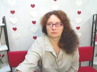 UlyanaMai nude on live sex chat