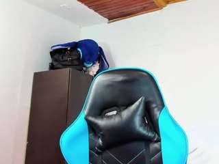 Valerya-davies nude on live sex chat
