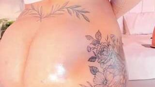 Yenner-big-boobs nude on live sex chat