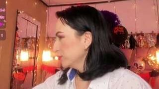 AlannaMilf nude on live sex chat
