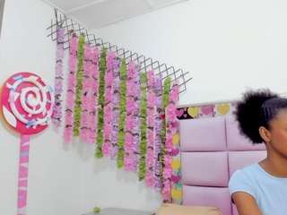 Alina-Anderson nude on live sex chat