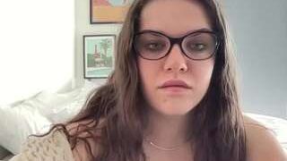 Amelialynneee nude on live sex chat
