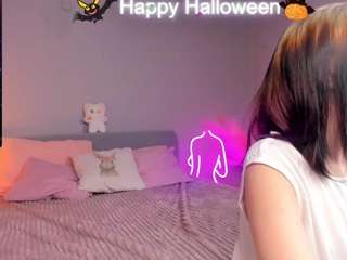 Ashley-Allison nude on live sex chat
