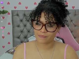 Laia-ricci nude on live sex chat