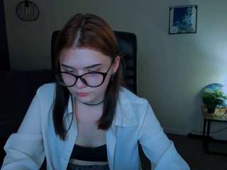 Mia-woow nude on live sex chat
