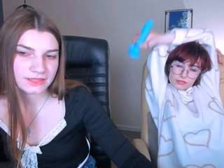 Mimi-pretty nude on live sex chat