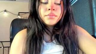 Moanna nude on live sex chat