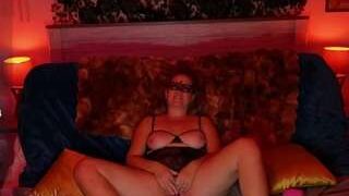 Mountainmilfkay nude on live sex chat
