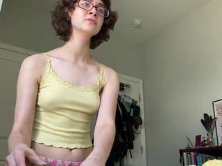 Pixie nude on live sex chat