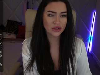 IvyFlamee nude on live sex chat
