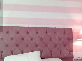 Miaa-gh1 nude on live sex chat