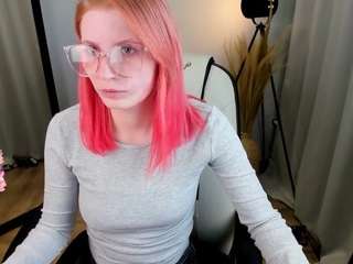 Mira-Blush nude on live sex chat