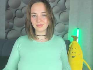 Sharon-green nude on live sex chat