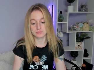 ShylaStylly nude on live sex chat