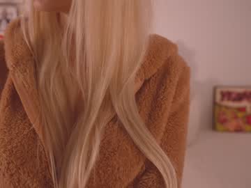 Stella nude before webcam – Live Sex Chat