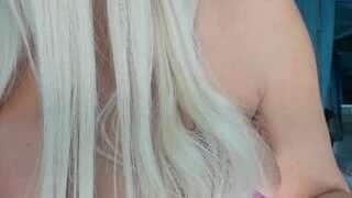Adrianna777 nude on live sex chat