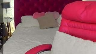 AnacondaOn nude on live sex chat