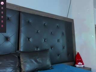 HelenBigBoobs nude on live sex chat