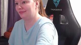 Lady Inari nude on live sex chat