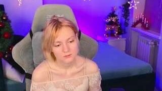 ZoeBang nude on live sex chat