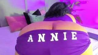 AnnieWolf nude on live sex chat