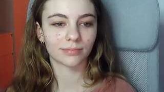 AriaWomen nude on live sex chat