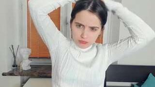BreeGary nude on live sex chat