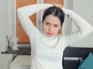 BreeGary nude on live sex chat