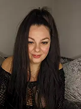 Britishbella naked strip on webcam for live sex chat