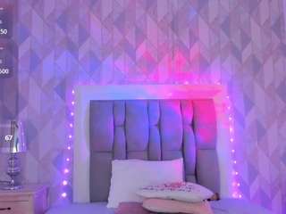 Caliope-Lee-1 nude on live sex chat
