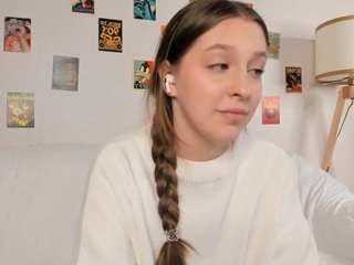 HeIenAdams nude on live sex chat