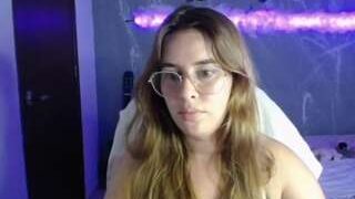 IsabellaBunny76 nude on live sex chat