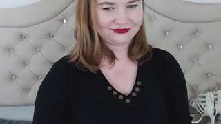 LaraCute nude on live sex chat