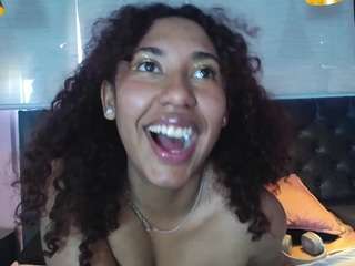 Lauraltt nude on live sex chat