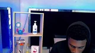 Mark-Dayt nude on live sex chat