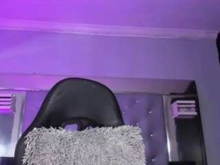Andrea-De-Caro nude on live sex chat