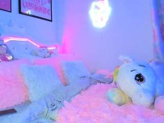 BABY NAOMI nude on live sex chat