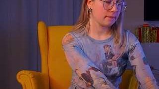 DominoHathorne nude on live sex chat